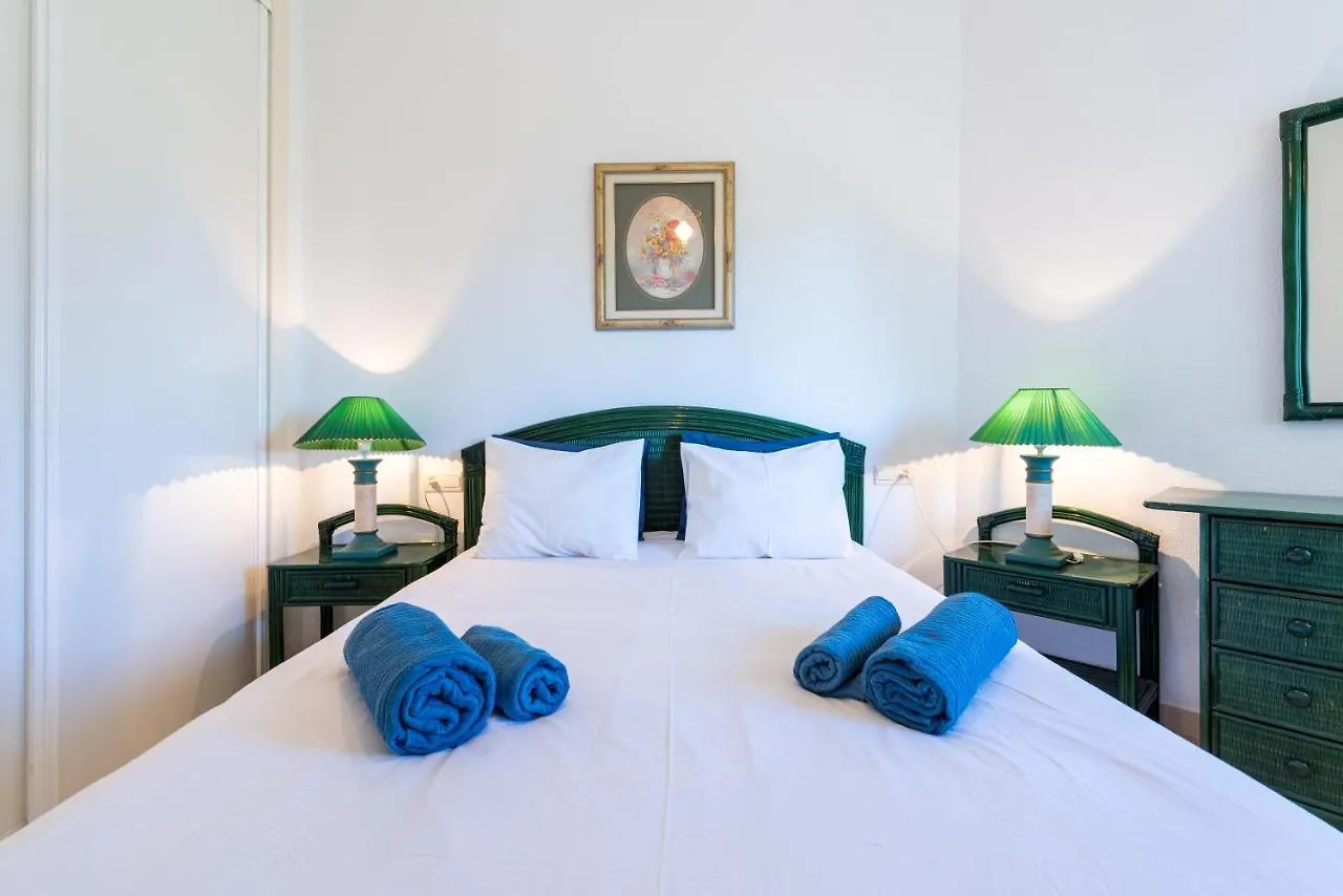 Costa Lago Playa Торремолинос Испания